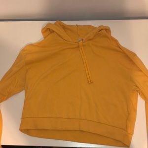 cropped hoodie